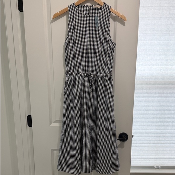 NWT! XS Petite LOFT Gingham, Seersucker Midi Dress - Picture 3 of 13